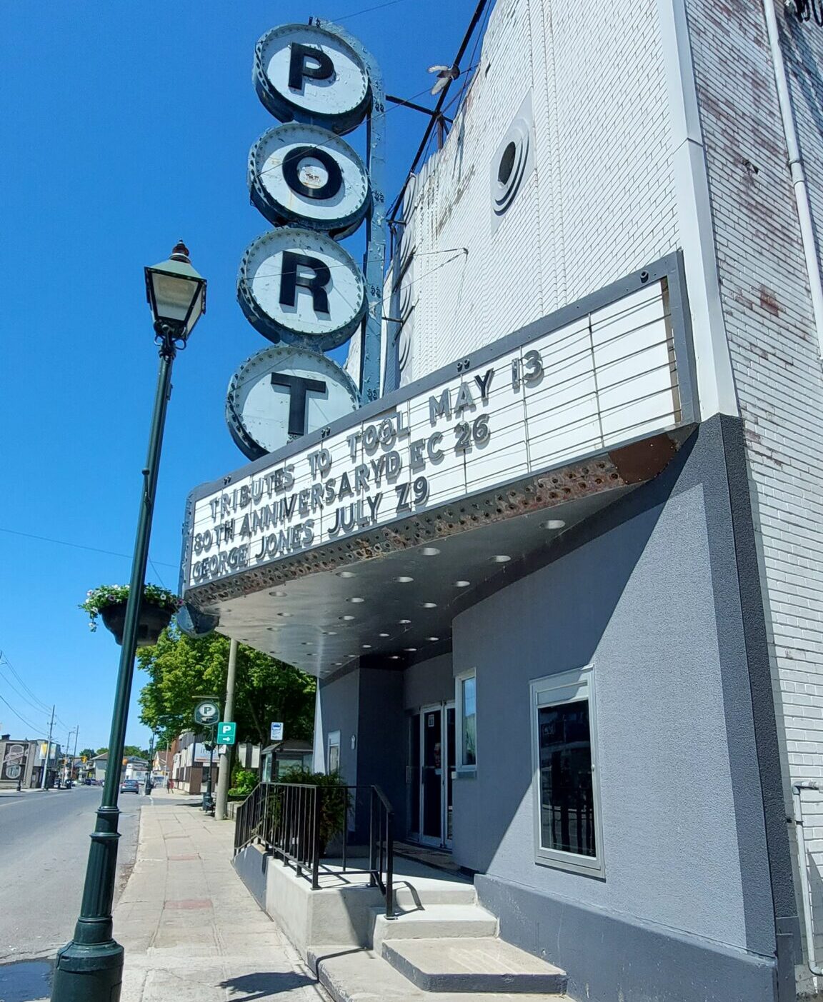 Le Port Theatre - The Port Theatre