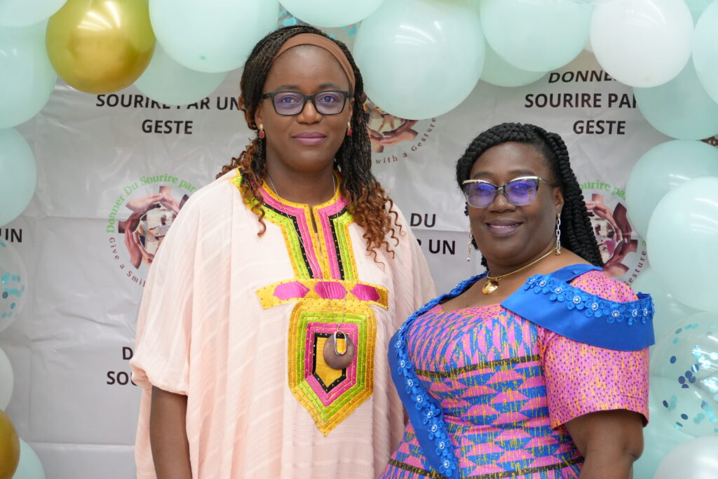 Mireille Mapak et Clothilde Yepseu - Donner du sourire par un geste