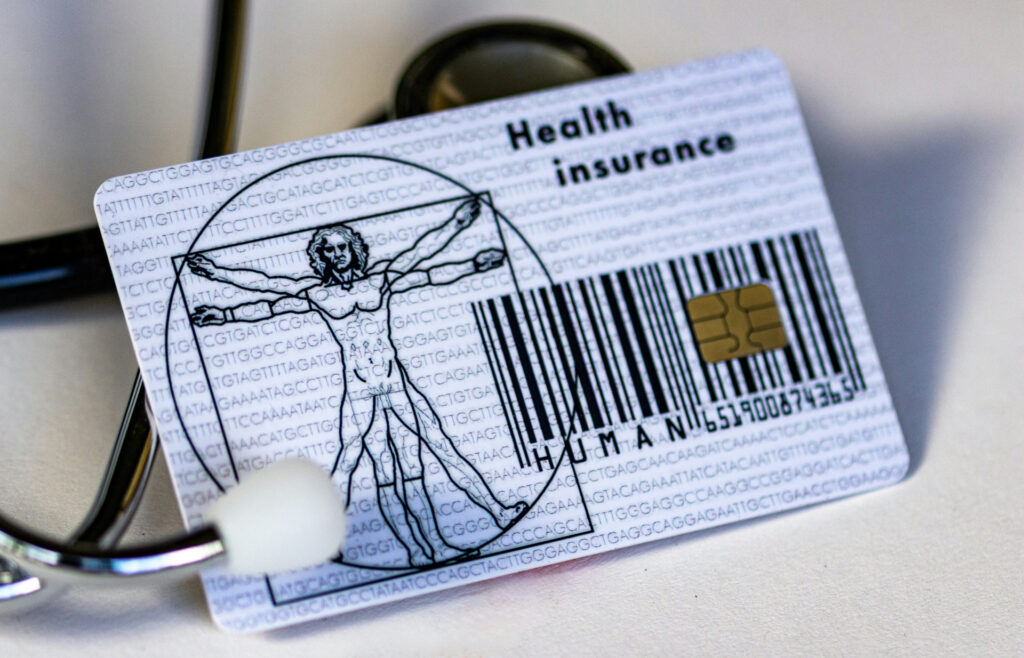 Carte d'assurance santé avec un stétoscope