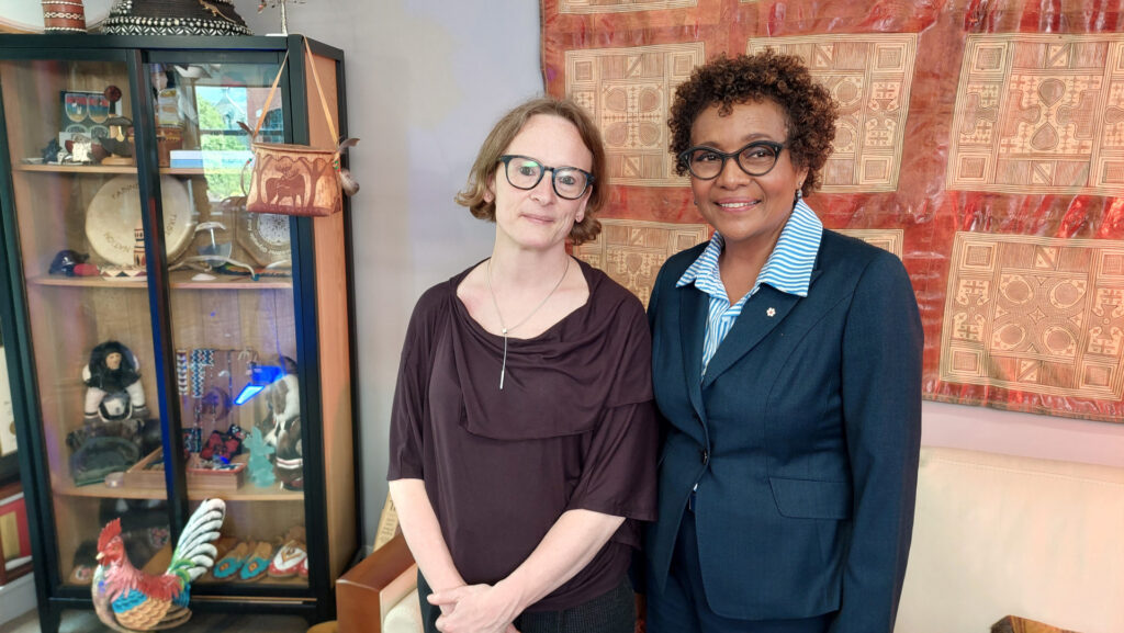 Michaelle Jean et Delphine Petitjean